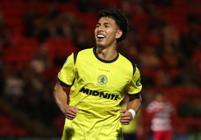 (VIDEO) Gol y asistencia de Jeremy Sarmiento en la Carabao Cup