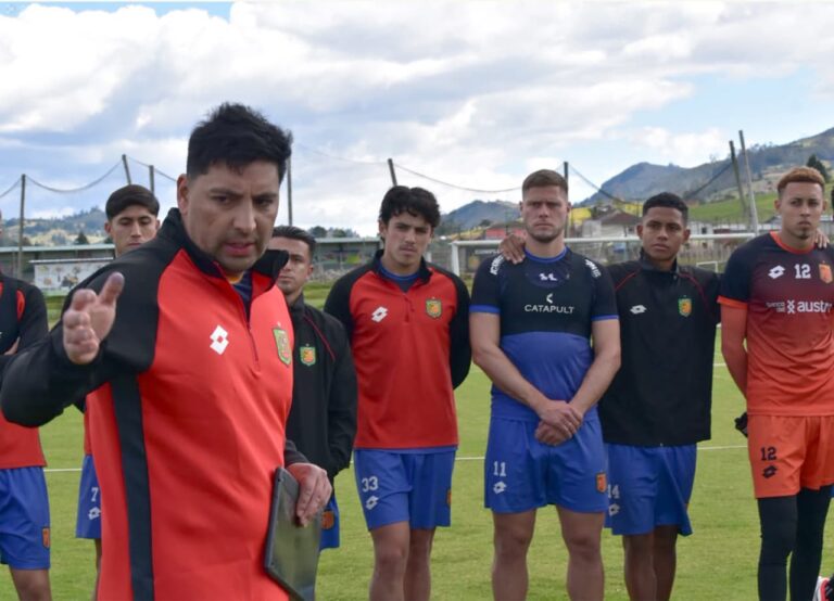 Neculman, tras la derrota en Ambato: “Hubo errores de conceptos básicos para un profesional”
