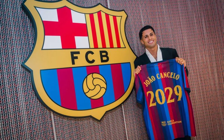 OFICIAL: João Cancelo se se queda de forma definitiva en el Barça y firma hasta 2029
