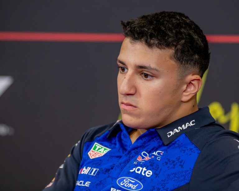 Hadjar se perderá el GP de Países Bajos y habrá cambios en Red Bull