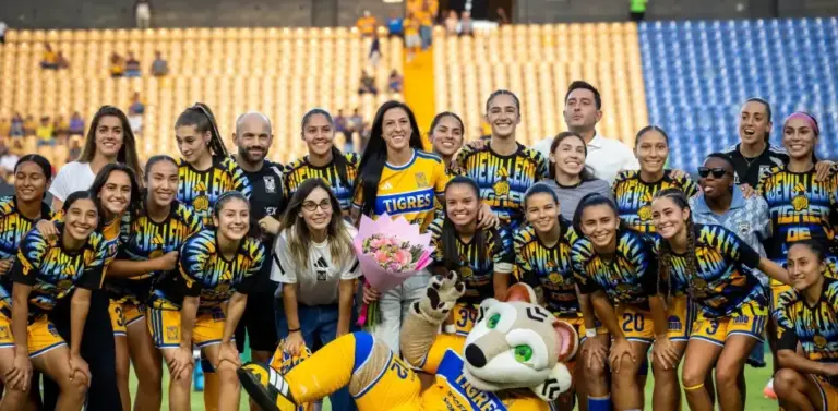 (VIDEO) ENTRE LÁGRIMAS: Jenni Hermoso se despidió de Tigres y podría regresar a España
