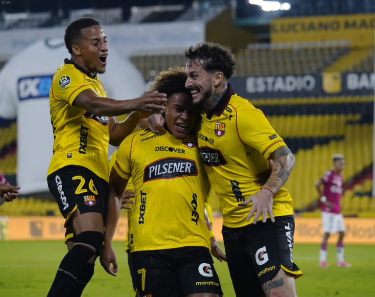 (VIDEO) LOCURA EN EL MONUMENTAL: Barcelona SC derrotó a IDV en un final de infarto