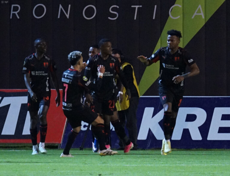 (VIDEO) REMONTADA ALBA: LDU derrotó a Técnico Universitario en el Bellavista