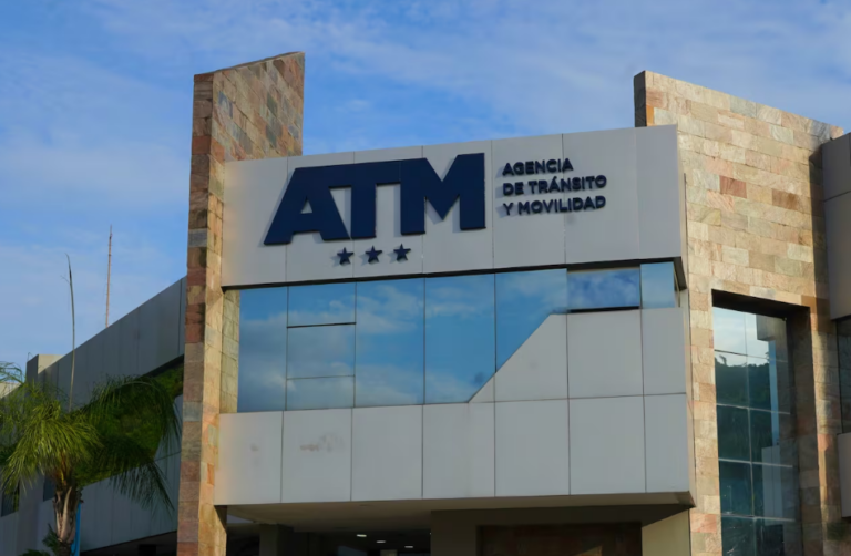ATM de Guayaquil mantiene trámites limitados por fallas en el sistema de la ANT