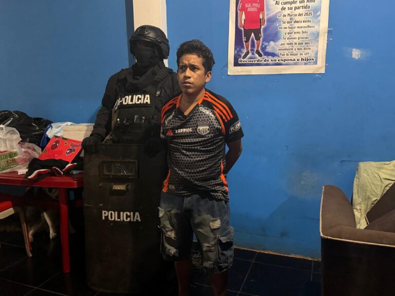 (VIDEO) 2 detenidos por el atentado con coches bomba frente al Mall del Sol tras 10 meses de investigación