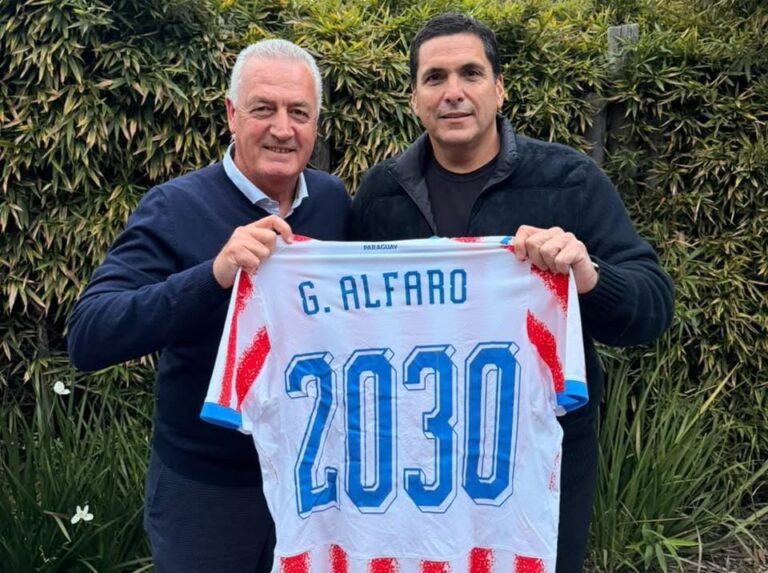 FIN A LA NOVELA: Gustavo Alfaro seguirá en la selección de Paraguay