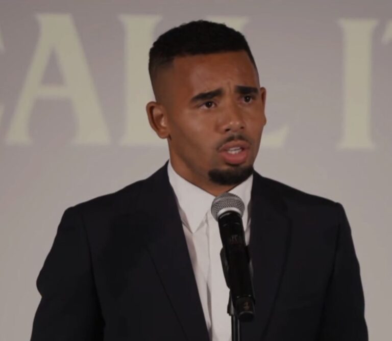 (VIDEO) Gabriel Jesus hizo reír en su presentación con Barcelona: “Mis cualidades están de p*ta madre”