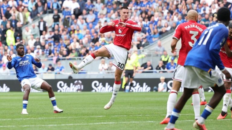 (VIDEO) Manchester United dejó escapar dos veces la ventaja y empató ante Everton