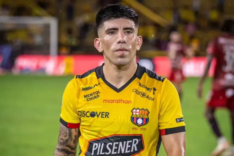 FIFA falla a favor de Brian Oyola: Barcelona SC deberá pagar USD 292.000
