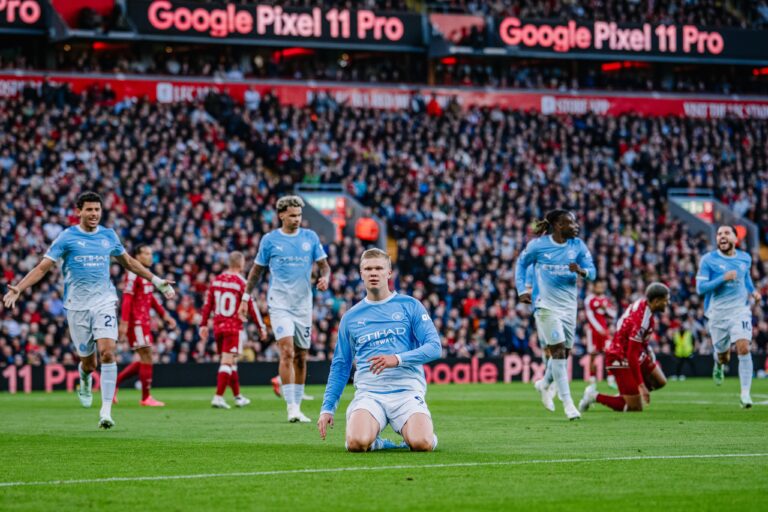 (VIDEO) El Manchester City se tomó Anfield: goleó al Liverpool en la Premier