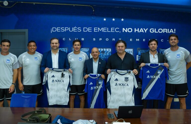 Cuerpo técnico de Ecuador visitó a Emelec en Guayaquil