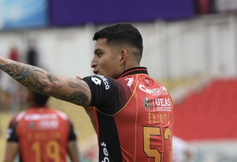 (VIDEO) EN LOS MINUTOS FINALES: D. Cuenca logró una victoria clave ante Técnico U