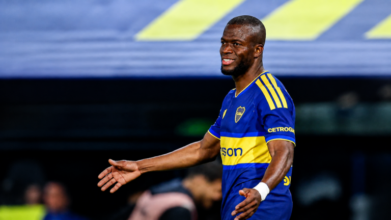 (VIDEO) CON OVACIÓN INCLUIDA: Enner Valencia ingresó en la goleada de Boca ante Unión
