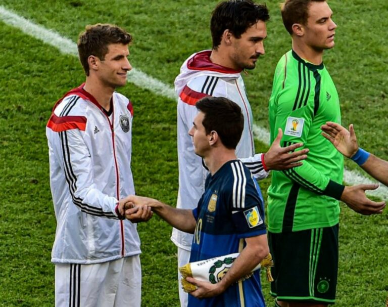 Müller: “En mis primeros diez años estaba con Cristiano; ahora digo que Messi es el mejor”