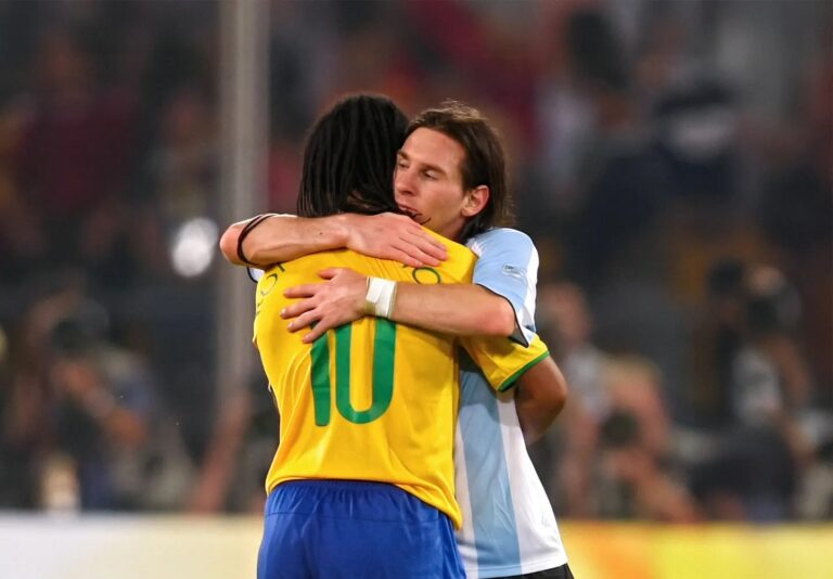 Ronaldinho y un mensaje especial para Messi por su despedida con Argentina