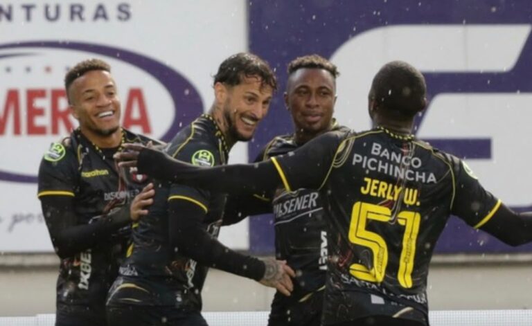 Benedetto: “Fuimos muy superiores a Aucas”